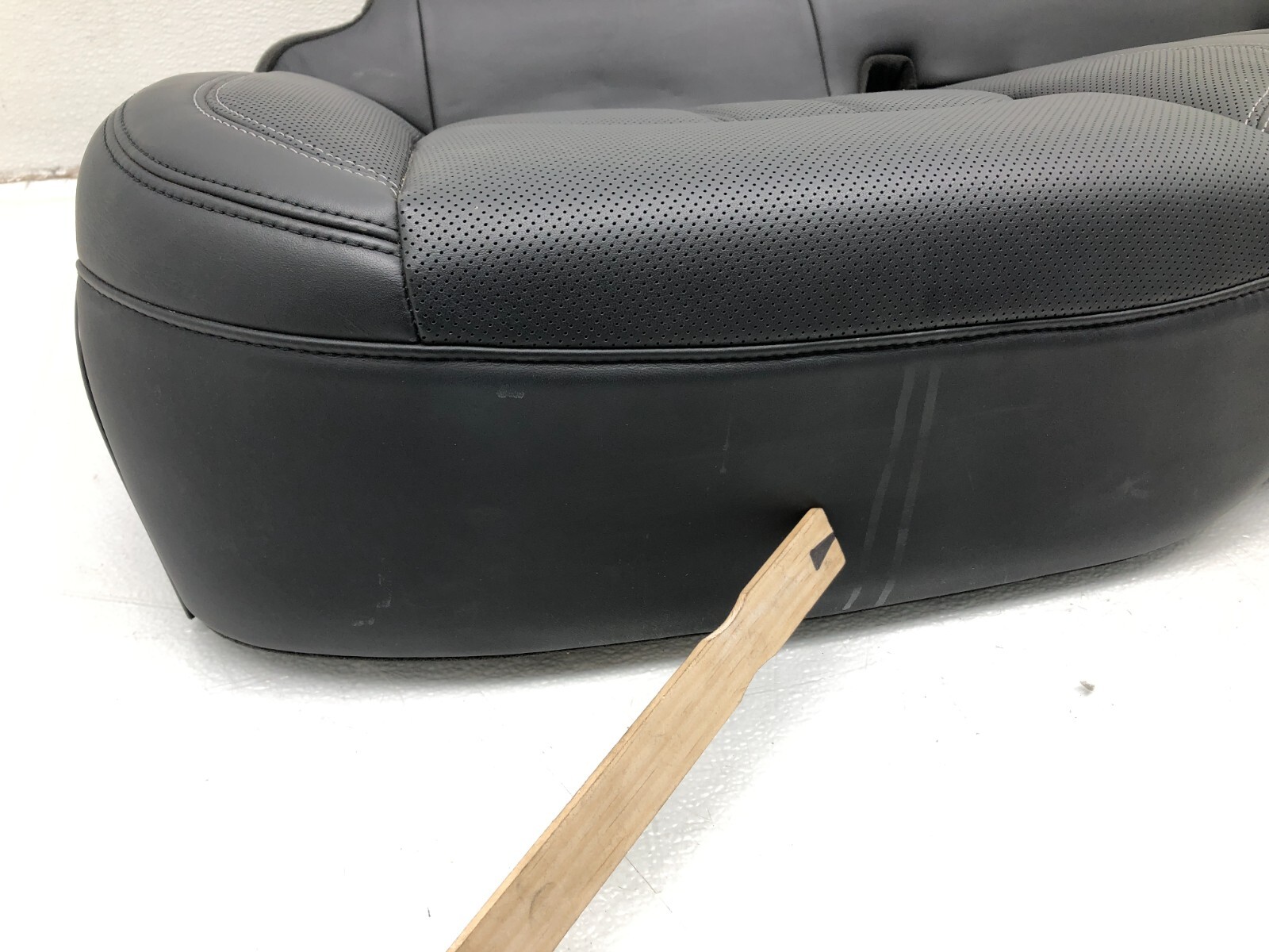 2017-2022 MASERATI LEVANTE S REAR LOWER BENCH SEAT CUSHION OEM.