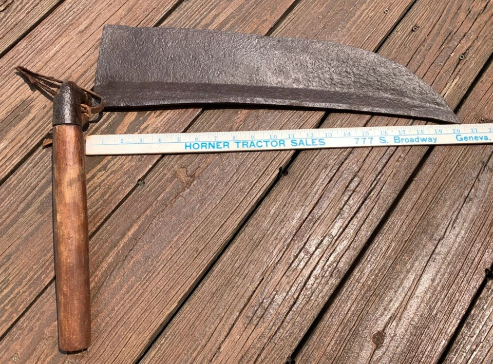 Primiitive Antique Extra Large Scythe cutting Farm Tool 20" blade Wood handle - Image 3 of 4