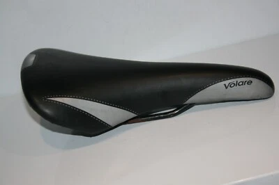 SELLE DE VELO BASSANO VOLARE NOIRE GRIS BICYCLE SADDLE ITALIE - Photo 1/4