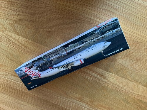 VIRGIN AUSTRALIA Airbus A330-200 Desk Display Model 1/200 Airplane & Desk Stand - Picture 3 of 10