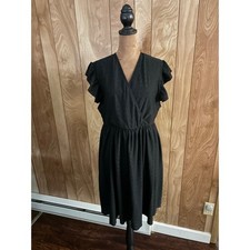 SHEIN Curve Womens 1XL Black Eyelet Ruffle Sleeve V-Neck Wrap Dress Plus Size