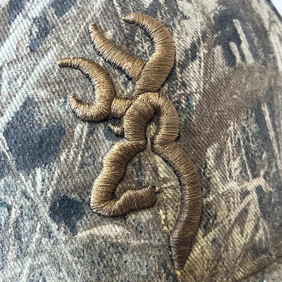 Browning Logo Mossy Oak Duck Blind Camouflage Adjustable Baseball Hat "Dirty" - Image 2 of 4