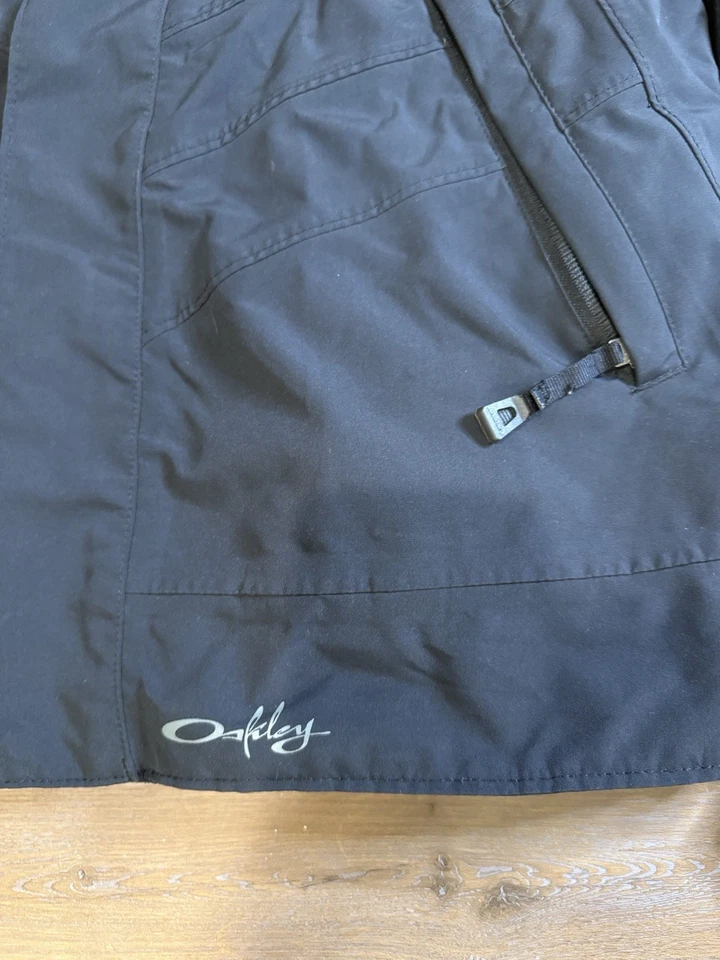 Oakley Ski/Snowboard Jacket Womens Sz Medium Black Thinsulate Deer Valley Patch - Image 2 of 4