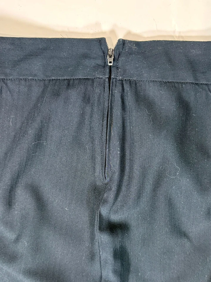 Falda negra para mujer SISLEY talla 10 (EU 42) mezcla de rayón 24” longitud abertura clásica Foto 4 de 4