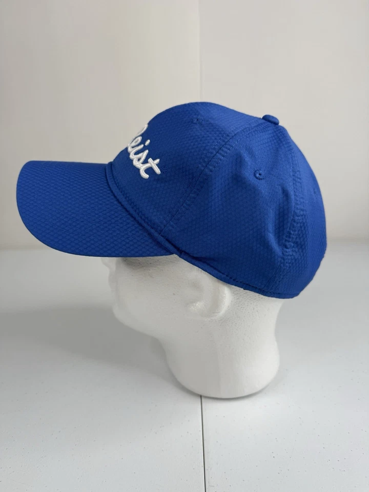 Кепка для гольфа Titleist королевская сине-белая с вышивкой с ремешком сзади функциональная один размер - Изображение 4 из 4