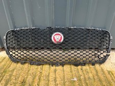 Damaged JAGUAR F PACE X761 FRONT BUMPER GRILL with badge GENUINE 2016-2020