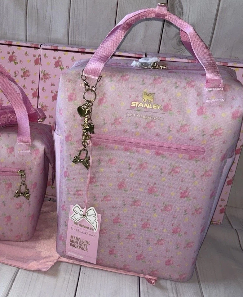 Stanley x LoveShackFancy Madeleine Cooler Mochila Lancheira Cooler Ibiza pôr do sol - Imagem 2 de 4