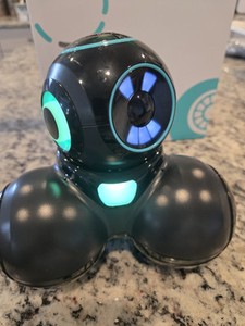 Wonder Workshop Cue  - QU01