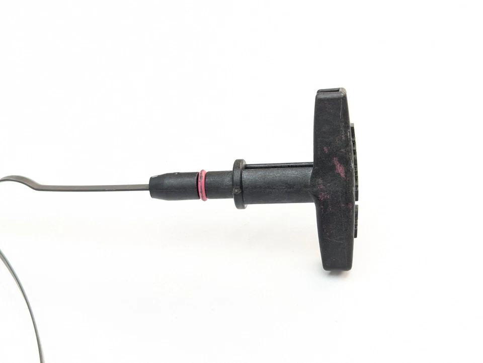 Engine Oil Dipstick from 2002 24 Valve Dodge Ram Cummins Diesel 5.9L ISB 3937748 Foto 3 de 4
