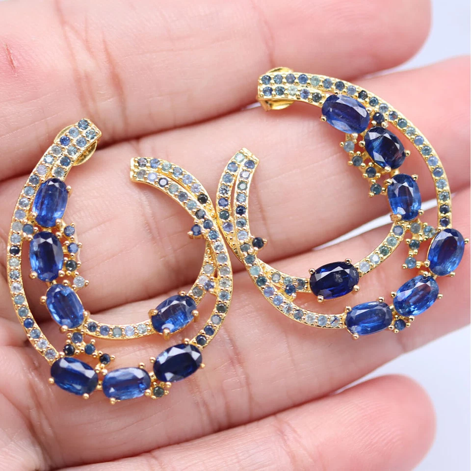 Plata de ley 925 chapada en oro de 18 quilates 4 x 6 mm. Pendientes de cianita azul y zafiro Foto 2 de 4