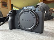 FUJI FILM GFX 50 S II BODY, 51.4 MP, box and charger and carry strap
