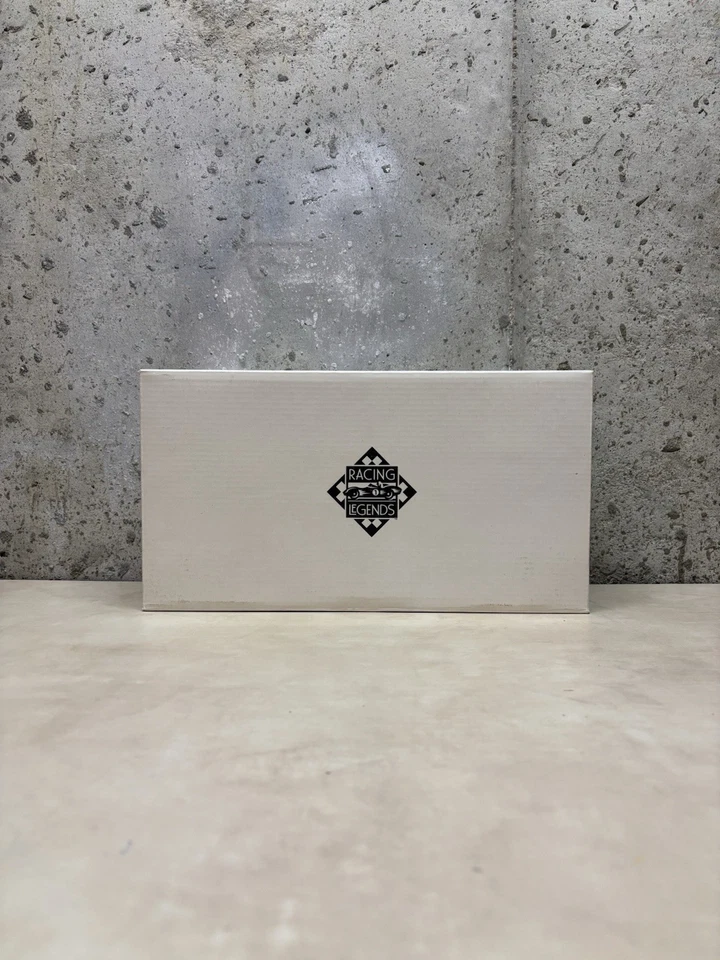 Exoto escala 1/18 - cupé Shelby Cobra Daytona 1964 - #13 Schlesser Keck Foto 2 de 4