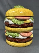 RARE VINTAGE 1993 Oggi Corporation Double Cheeseburger Cookie Jar CLEAN