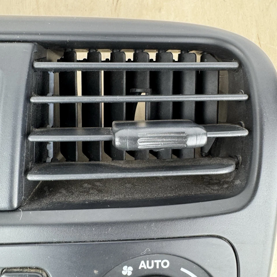 Honda Accord 1998-02 radio bisel aire acondicionado climatizador calefacción reloj ventilación OEM negro Foto 2 de 4