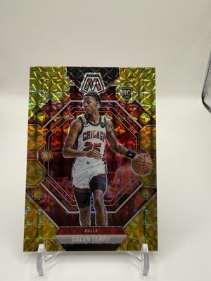 2022-23 Panini Mosaic Rookies Dalen Terry #209 Gold Mosaic Prizm (RC)