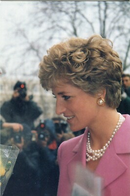 ~~~ ORGINAL~~~ POSTKARTE ~~~ Lady Diana Prinzessin von Wales