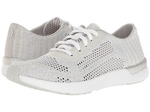 jessica simpson tennis shoes