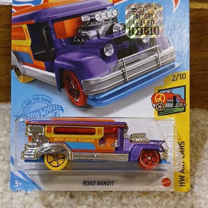 Hot Wheels Road Bandit HW Art Cars Factory Sealed 2021 1:64 Purple Yellow