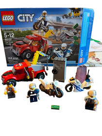 LEGO CITY: Tow Truck Trouble (60137) w/ box, instructions, minifigs - Incomplete