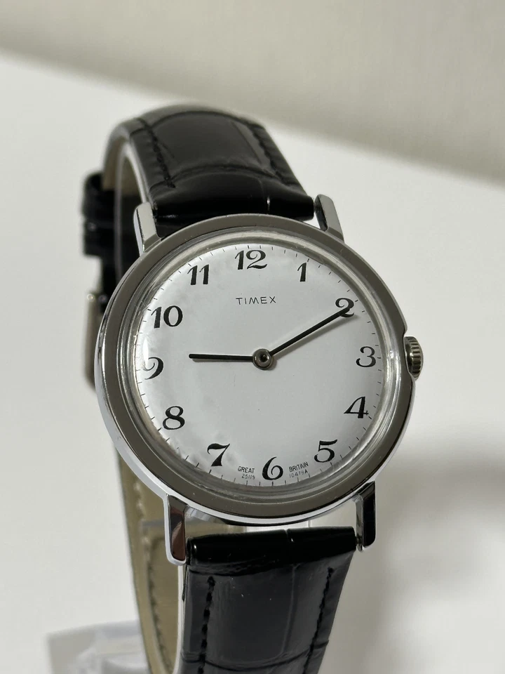 Винтажные наручные часы 1979 TIMEX MERMERCURY серебристый белый циферблат  - Изображение 3 из 4