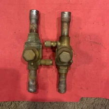 LOT OF 2 KeepRite 58BV(T) , 5/8 ODS Refrigerant Ball Valve  700 PSIG W /Tap USED
