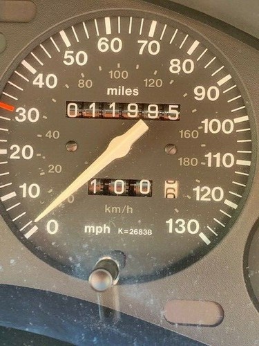 HOUSE-CLEARANCE-FIND-X-REG-2000-VAUXHALL-CORSA-B-VERY-LOW-MILEAGE-JUST-12000