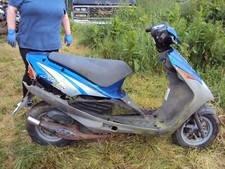 2003 SUZUKI AP50 AP 50 2 STROKE SCOOTER MOTORBIKE MOTORCYCLE SPARES REPAIR KEYS