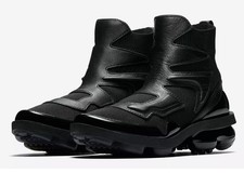 womens vapormax light 2