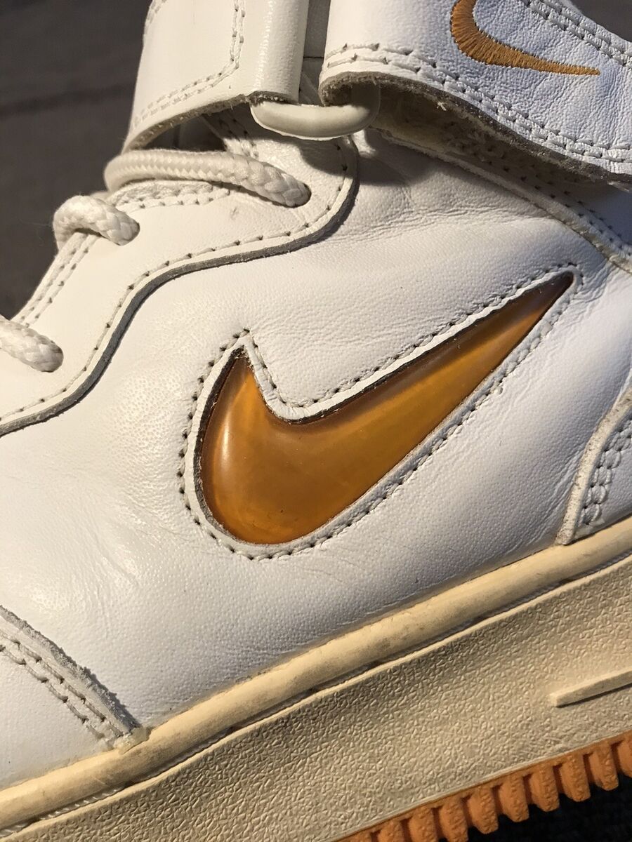 Nike 1998 Vintage 630125 185 Air Force 1 Mid UK 8 (no box Nike 1998 Vintage 630125 185 Air Force 1 Mid UK 8 (no box