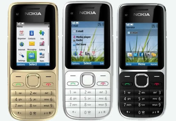NOKIA C2-01 TASTEN-HANDY QUAD-BAND MOBILE PHONE BLUETOOTH KAMERA MP3 WIE NEU BOX