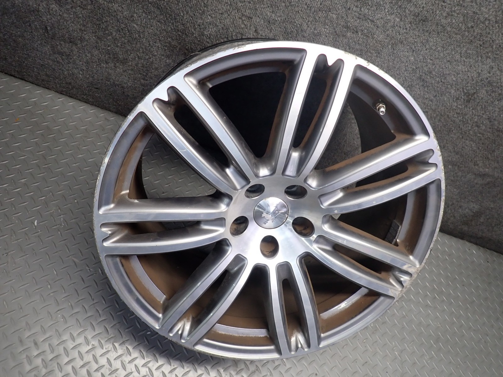 Maserati Quattroporte 2014-2021 Wheel