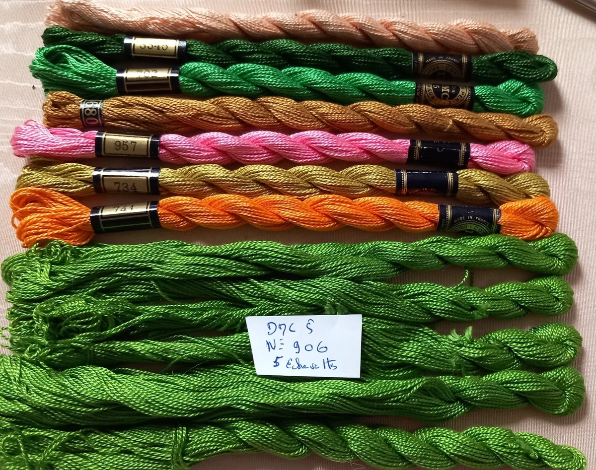 Lot De 4 écheveaux Coton à La Perle + Bobine De Fil à Coudre