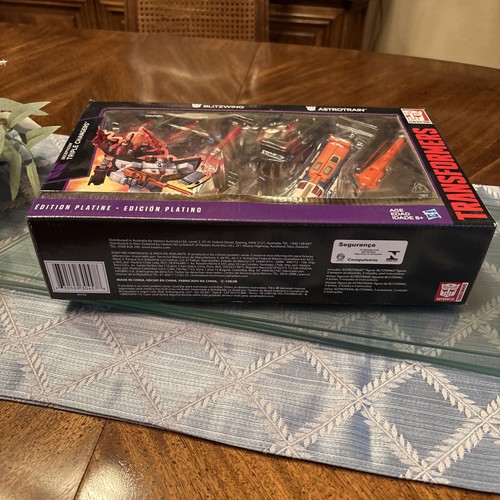 Transformers Hasbro G1 K.O.Platinum Edition Astrotrain Blitzwing Triple Changers - Picture 7 of 7