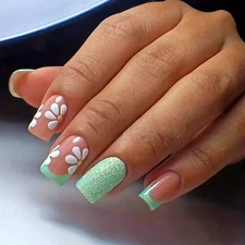 White Flower Green Nail Art European Square Medium-Long False Nails