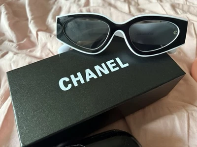 CHANEL 2025/26 Women’s Cat Eye Sunglasses Black  Tinted Lenses Case Box Cloth. - Image 1 of 4