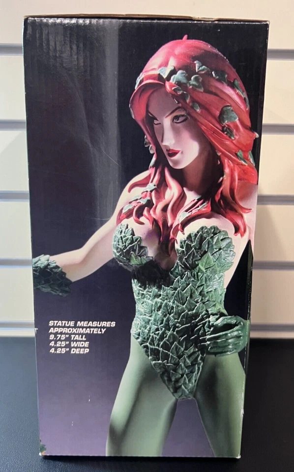 DC Direct Cover Girls of the DC Universe Poison Ivy Estatua LE 3938/7000 Foto 4 de 4