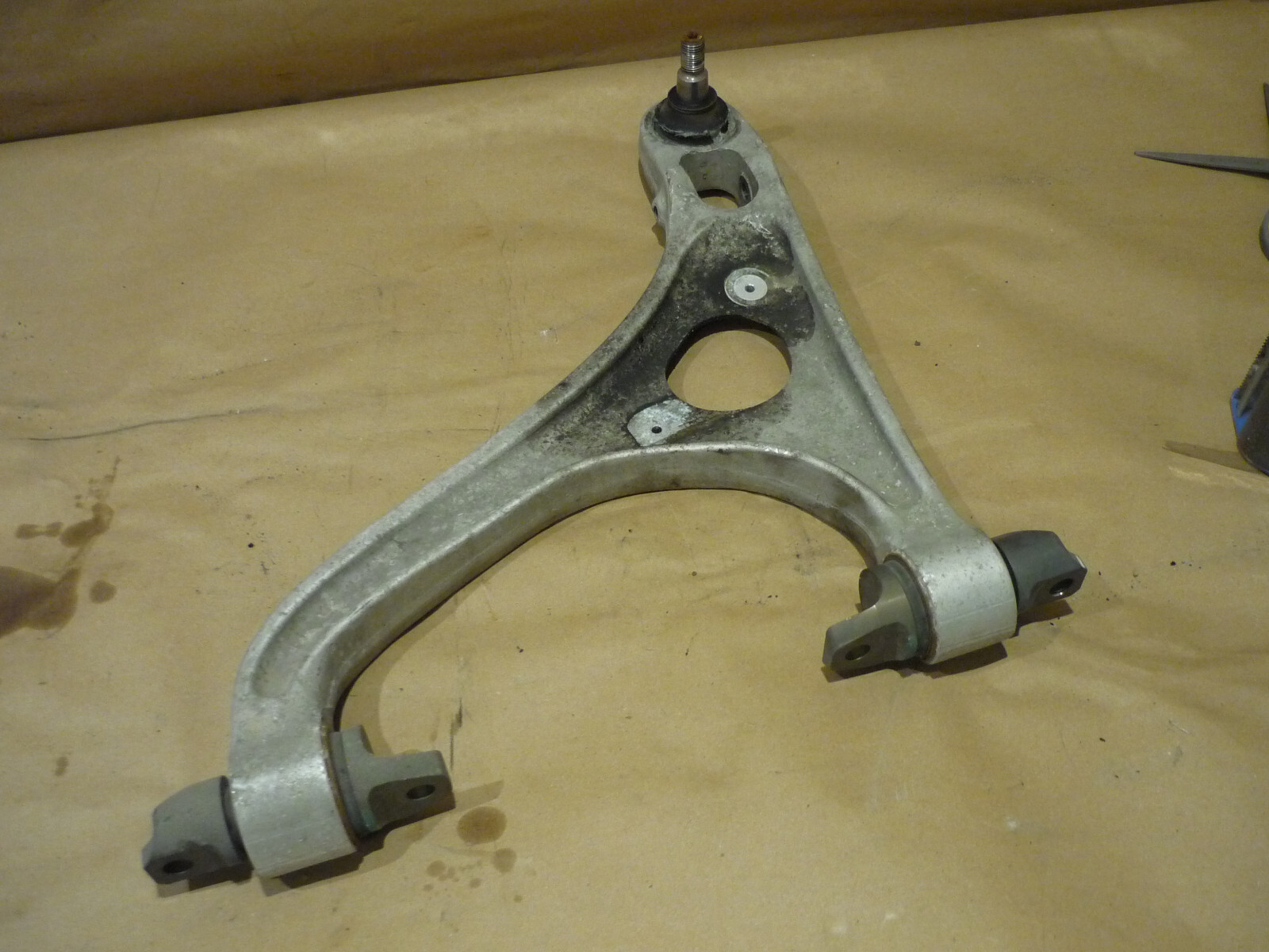McLaren 720S - RH/Right Front Suspension Lower  Control Arm - P/N 14B0719CP