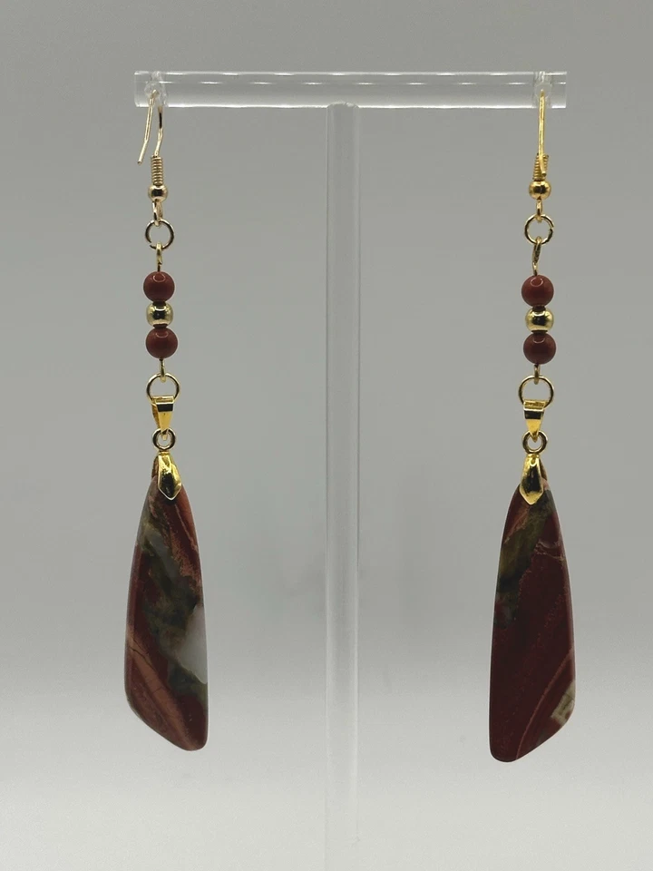 Pendientes colgantes dramáticos de jaspe rojo y sarda calcedonia Foto 2 de 4