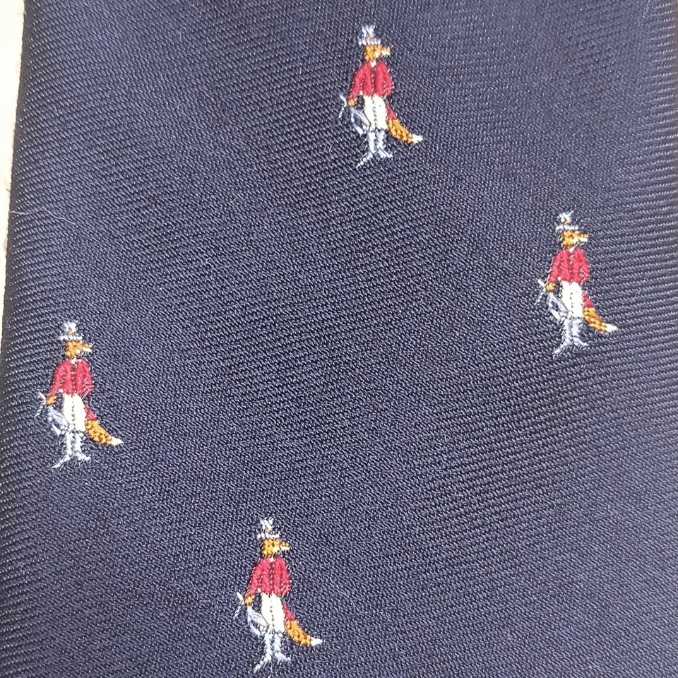 Corbata de colección azul marino Mr. Fox cuello caza zorro estampado por todas partes 53,5 pulgadas de largo Foto 2 de 4
