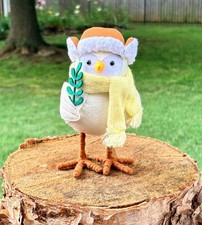 TARGET FEATHERLY FRIENDS BIRDS / CHIP /2023