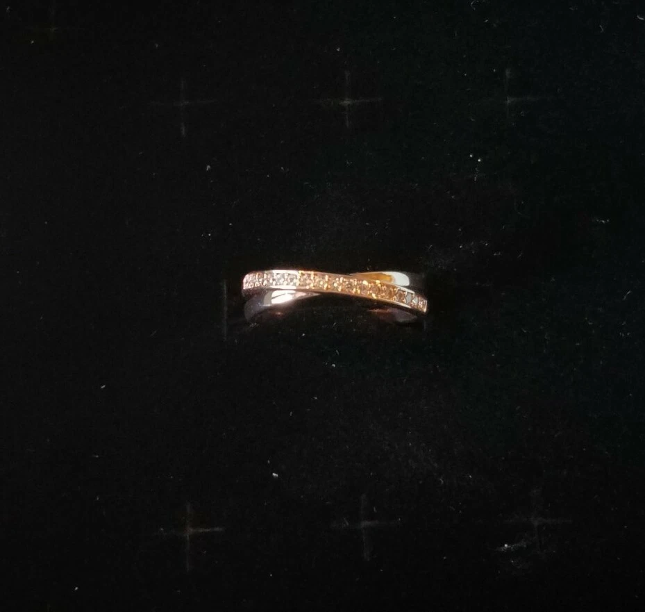 NEW Italina Women's Rose Gold Plated Criss Cross Fashion Ring Size 8 - Image 2 of 3