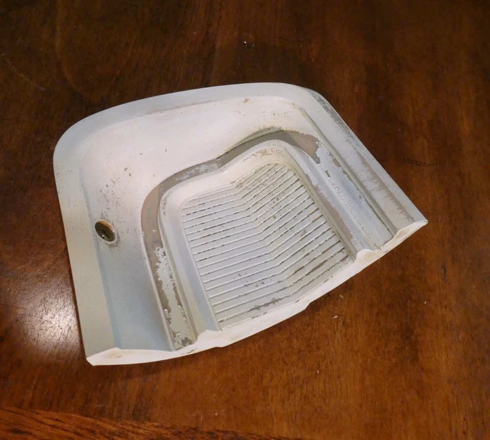 Ford Falcon 1965 pieza de moldura final Sprint Futura C5DB-6204392-C Foto 4 de 4