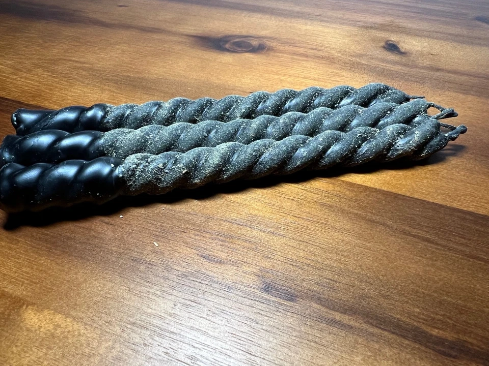 Juego de 3, 5, 10 velas de protección retorcidas negras con hierbas, velas de bruja. Foto 4 de 4