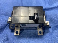 1  Square D 100 Amp MAIN BREAKER 2 Pole QOM100VH Circuit Breaker