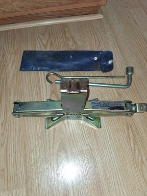 1997-2001 Honda CRV Tire Jack with Tools Factory OEM Parts Japan made
