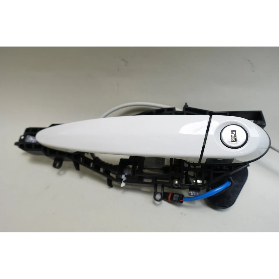 Левая наружная дверная ручка 14-20 BMW F32 4-Series F82 F33 2dr белая от оригинального производителя - Изображение 3 из 4
