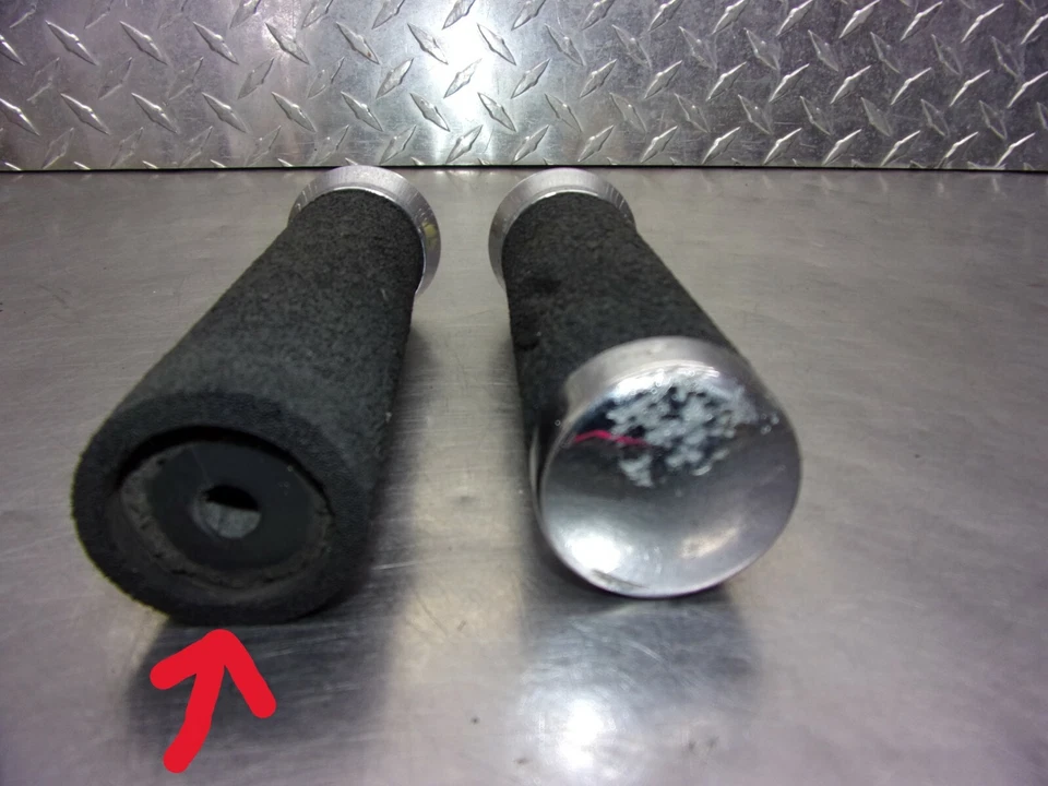 705 A HONDA SHADOW VT 700 1986 OEM TUBO DE ACELERADOR EMPUÑADURA (DOS) Foto 2 de 4