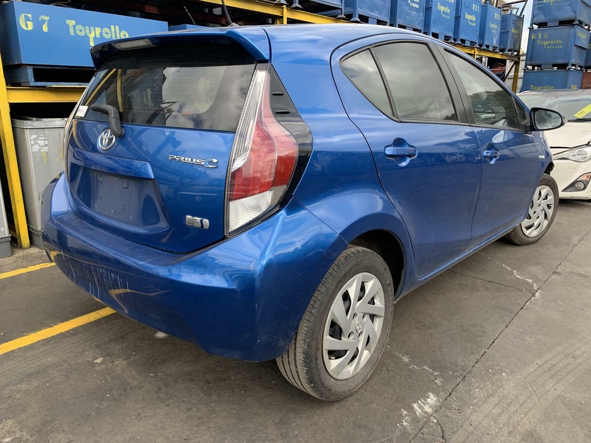 NHP10 AQUAフルブラ＋超希少ミラーブラ セット！！ PRIUS C