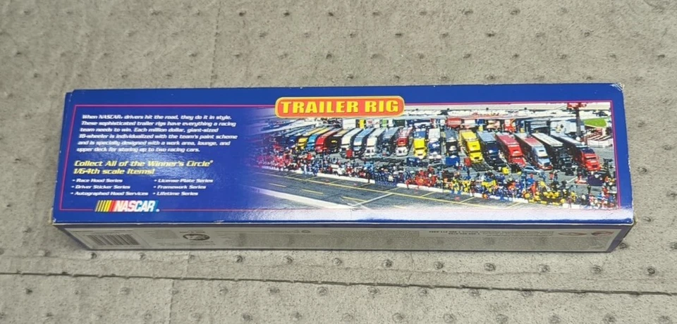 Plataforma de remolque Dale Jarrett Winners Circle NASCAR #88 UPS/The Muppet Show Foto 3 de 3