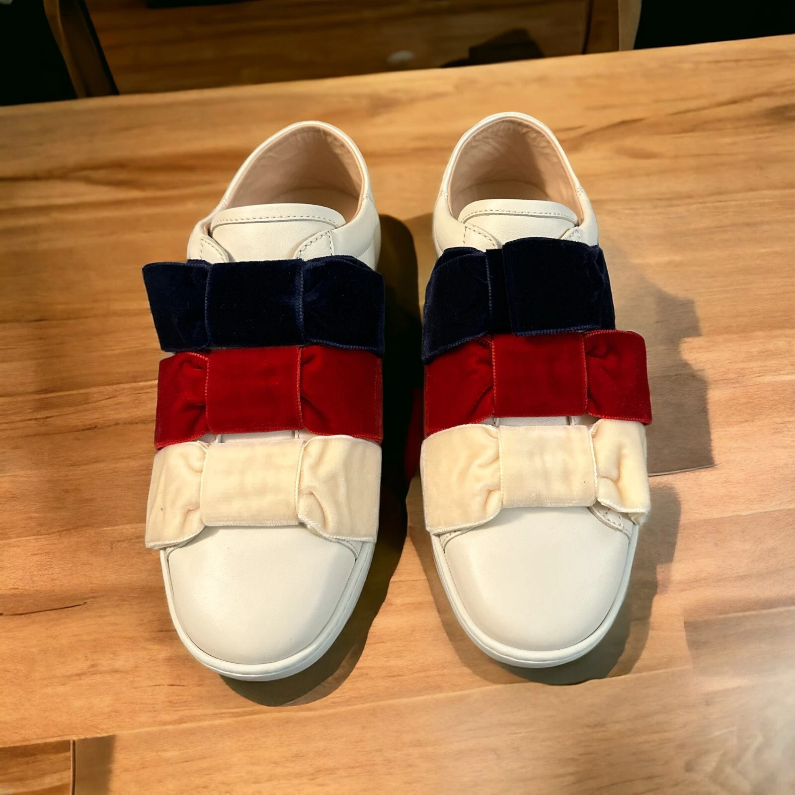 Baskets arc authentiques Gucci 524989 Ace velours neuves